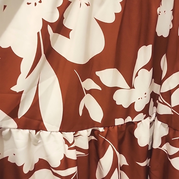 NEW Bloomchic Floral Print Tie Neck Lantern Sleeve Dress 2x - Picture 5 of 5